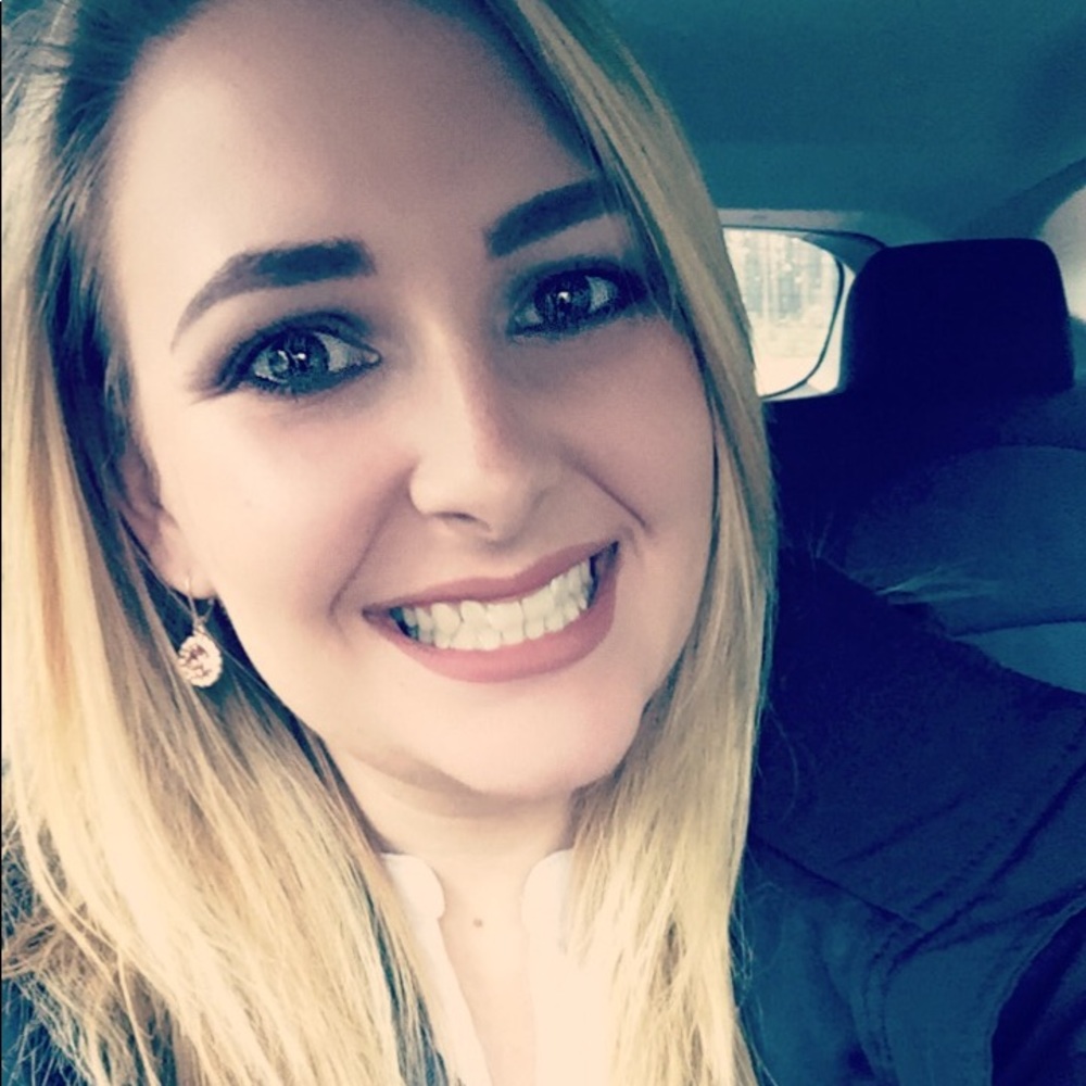 Meet your Posher, Brandie